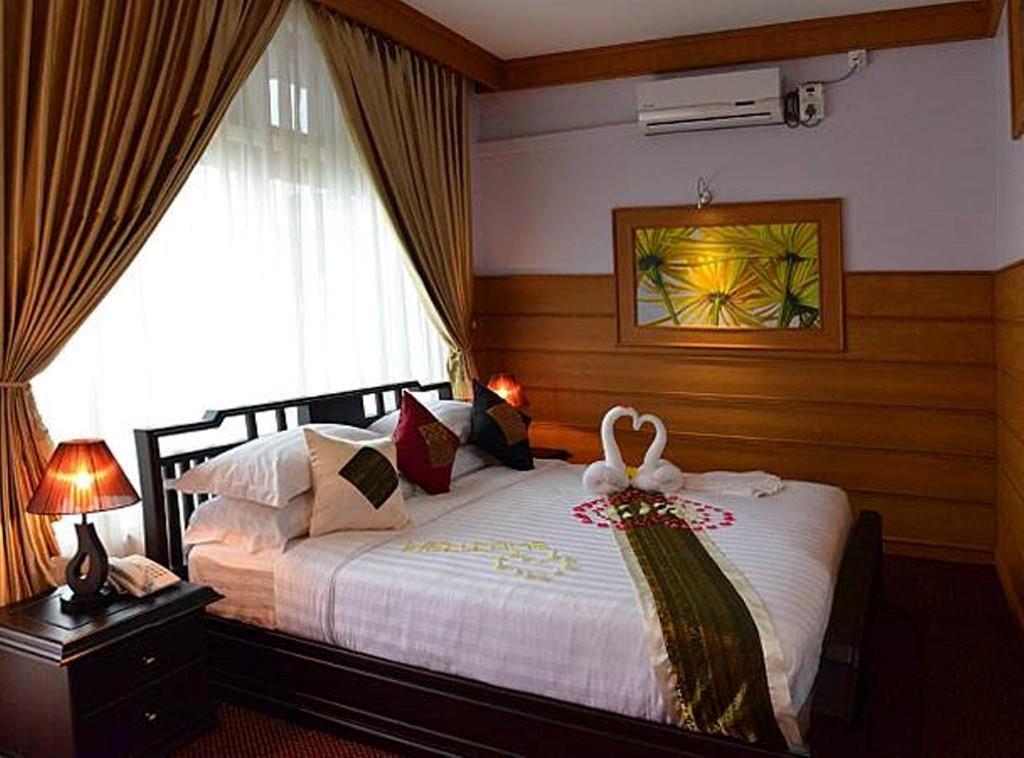 Shwe Kyun Hotel Taunggyi Bagian luar foto