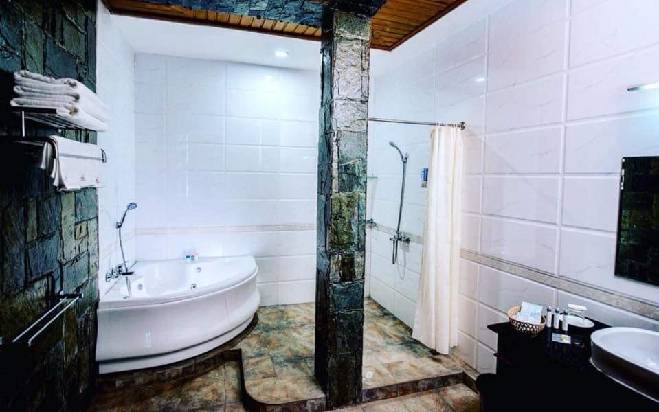 Shwe Kyun Hotel Taunggyi Bagian luar foto